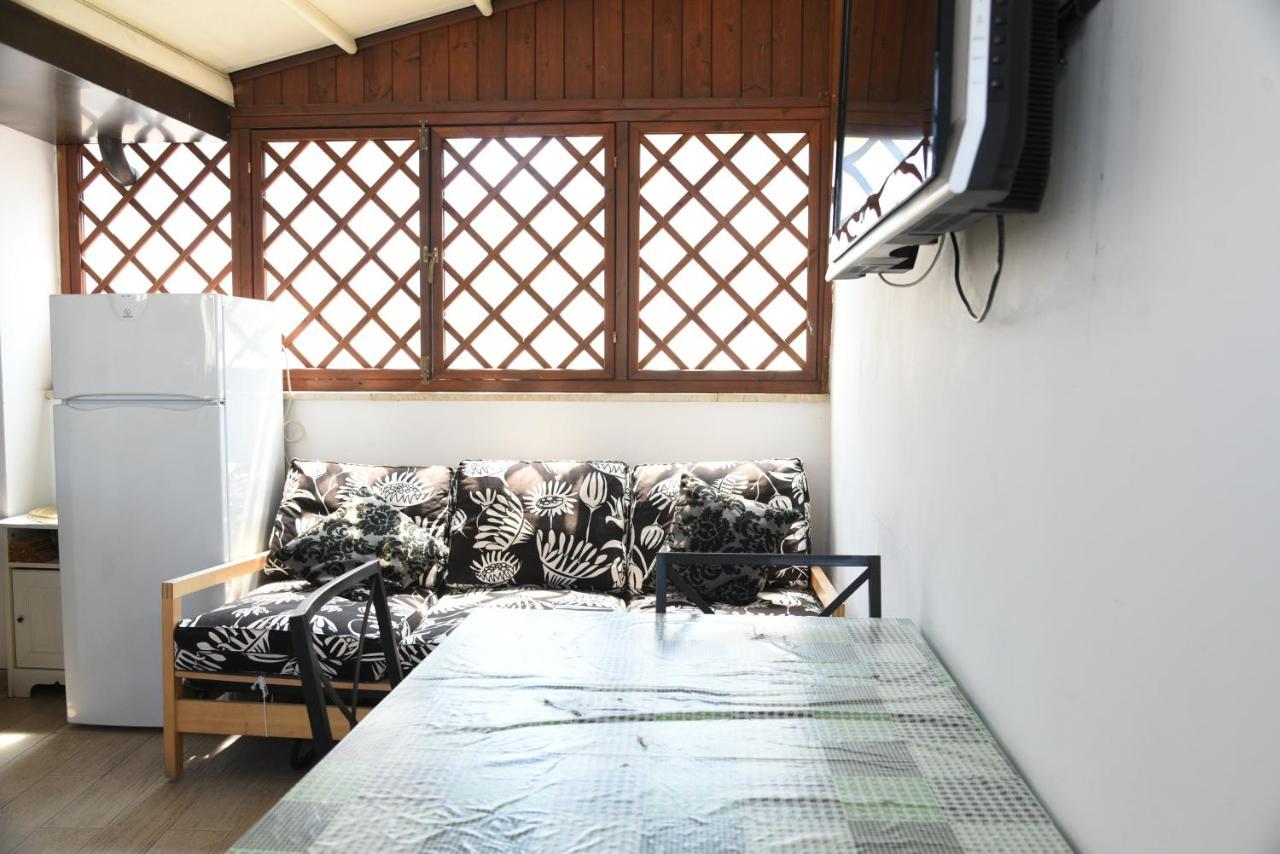 Corte Trecantaia 11 Holiday Hotel บารี ภายนอก รูปภาพ